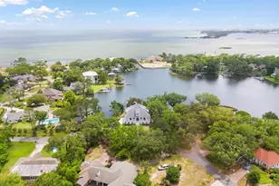 74 Star Lake Dr, Pensacola, FL 32507 - Photo 1