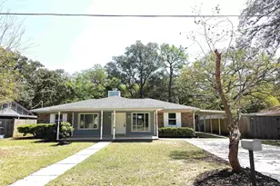 5666 Vestavia Ln, Pensacola, FL 32526 - Photo 1