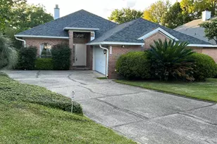 4325 Cedarview Ct, Pensacola, FL 32504 - Photo 1