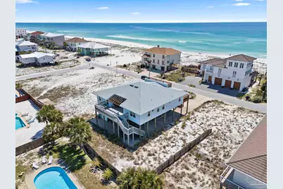 811 Ariola Dr, Pensacola Beach, FL 32561 - Photo 1