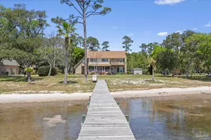 4845 Soundside Dr, Gulf Breeze, FL 32563 - Photo 1