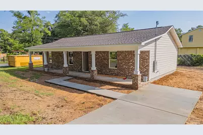 224 Broadmoor Ln, Pensacola, FL 32507 - Photo 1