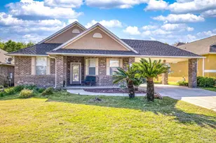 5015 Vizcaya Dr, Pensacola, FL 32507 - Photo 1