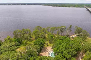 1031 Paradise Ln, Pensacola, FL 32506 - Photo 1