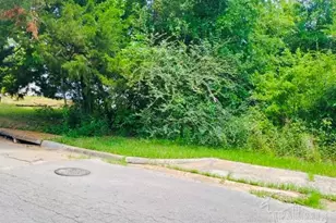 2816 N St John, Marianna, FL 32448 - Photo 1