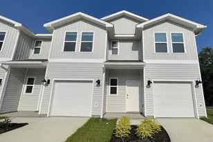 1401 Maritime Dr, Pensacola, FL 32507 - Photo 1