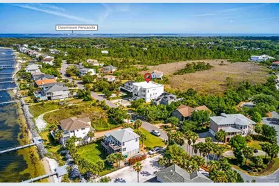 502 Deer Point Dr, Gulf Breeze, FL 32561 - Photo 1