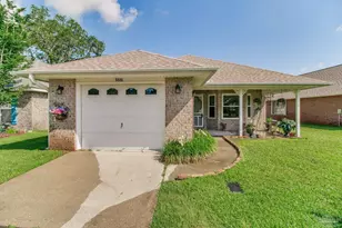 3881 Windsor Castle Blvd, Milton, FL 32583 - Photo 1