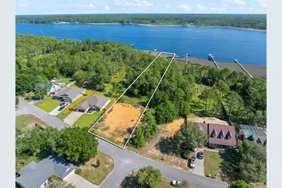 7956 Sleepy Bay Blvd, Navarre, FL 32566 - Photo 1