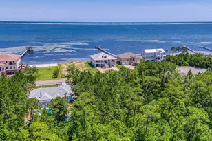 1539 Winding Shore Dr, Gulf Breeze, FL 32563 - Photo 1