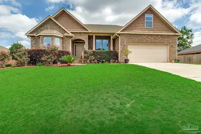 628 Mohegan Cir, Cantonment, FL 32533 - Photo 1