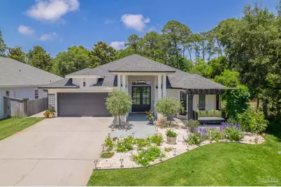 5264 Soundside Dr, Gulf Breeze, FL 32563 - Photo 1