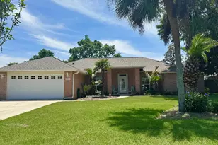 4901 Pineview Ridge Dr, Pace, FL 32571 - Photo 1