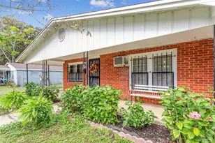 6598 Magnolia St, Milton, FL 32570 - Photo 1