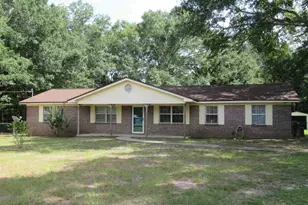 1025 Cynthia Ln, Pensacola, FL 32534 - Photo 1