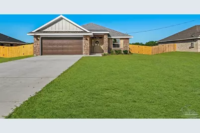 7917 Twin Lake Dr, Milton, FL 32583 - Photo 1