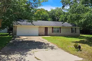 6027 Villeneuve Ln, Pensacola, FL 32526 - Photo 1