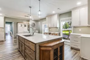 37 Star Lake Dr, Pensacola, FL 32507 - Photo 1