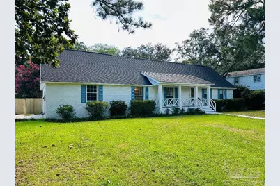307 Cordoba St, Gulf Breeze, FL 32561 - Photo 1