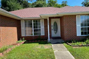 6640 Woodbury Forest Dr, Milton, FL 32583 - Photo 1