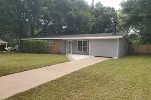 1026 Northview Dr, Pensacola, FL 32505 - Photo 1