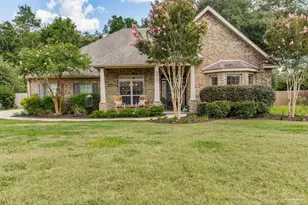 5521 Huntingdon St, Milton, FL 32570 - Photo 1