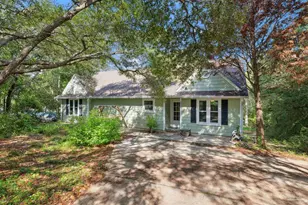 2757 Avenida De Soto, Navarre, FL 32566 - Photo 1