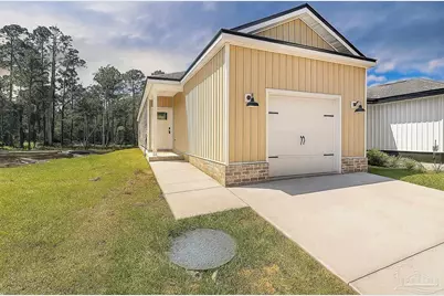 3209 Damon Dr, Milton, FL 32583 - Photo 1