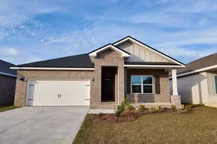 8052 Fir Tree Dr, Milton, FL 32583 - Photo 1