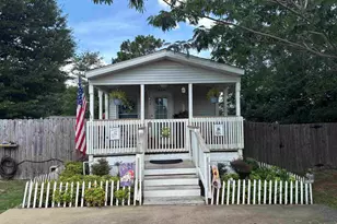 1879 Justice Cir, Gulf Breeze, FL 32563 - Photo 1