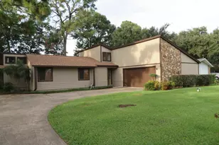 2562 Amberjack Ct, Pensacola, FL 32526 - Photo 1