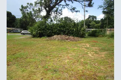 711 Woodland Dr, Pensacola, FL 32503 - Photo 1