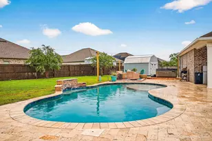 6608 Covington Cir, Pensacola, FL 32526 - Photo 1