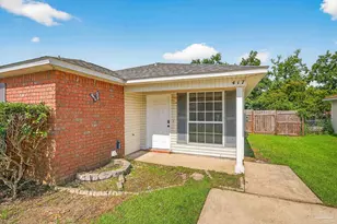 417 Pine Crescent Way, Pensacola, FL 32506 - Photo 1