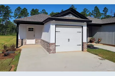 3231 Damon Dr, Milton, FL 32583 - Photo 1