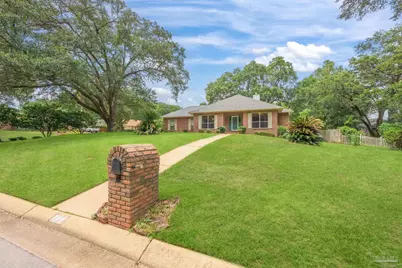 704 Copper Ridge Dr, Cantonment, FL 32533 - Photo 1