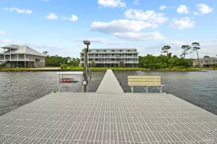 5539 Soundside Dr, Gulf Breeze, FL 32563 - Photo 1