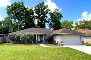 1905 Larkspur Cir, Pensacola, FL 32534 - Photo 1