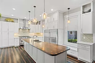 104 W Jackson St, Pensacola, FL 32501 - Photo 1