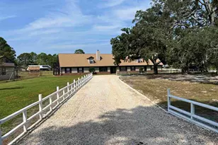 1021 Meadson Cir, Pensacola, FL 32506 - Photo 1