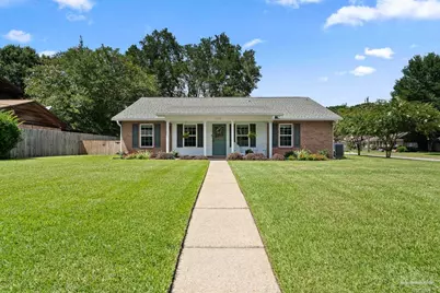 1032 Peakview Dr, Pensacola, FL 32514 - Photo 1