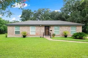 6107 Louisville Ave, Pensacola, FL 32526 - Photo 1