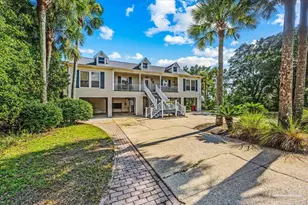 7825 Petersen Point Rd, Milton, FL 32583 - Photo 1