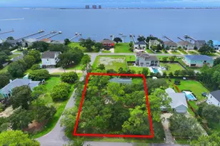 1007 Pine Breeze St, Gulf Breeze, FL 32563 - Photo 1