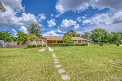 2800 N 18th Ave, Pensacola, FL 32503 - Photo 1