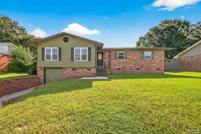 6116 E Shore Dr, Pensacola, FL 32505 - Photo 1