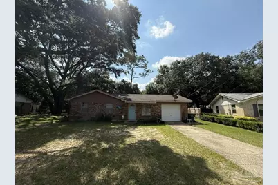 4881 La Ceiba Dr, Pensacola, FL 32526 - Photo 1
