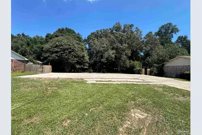 9522 Hummingbird Blvd, Pensacola, FL 32514 - Photo 1