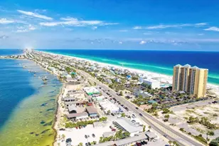 22 Via Deluna Dr, Pensacola Beach, FL 32561 - Photo 1