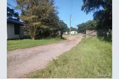 10121 Chemstrand Rd, Pensacola, FL 32514 - Photo 1